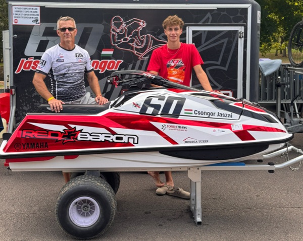 2026 UIM World and European GP4 Champion Csongor Jászai